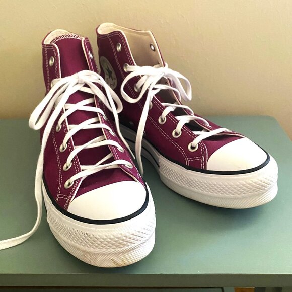 EUC Converse Chuck Taylor All-Star Lift Platform Women's Size 10 in Berry - Picture 1 of 13
